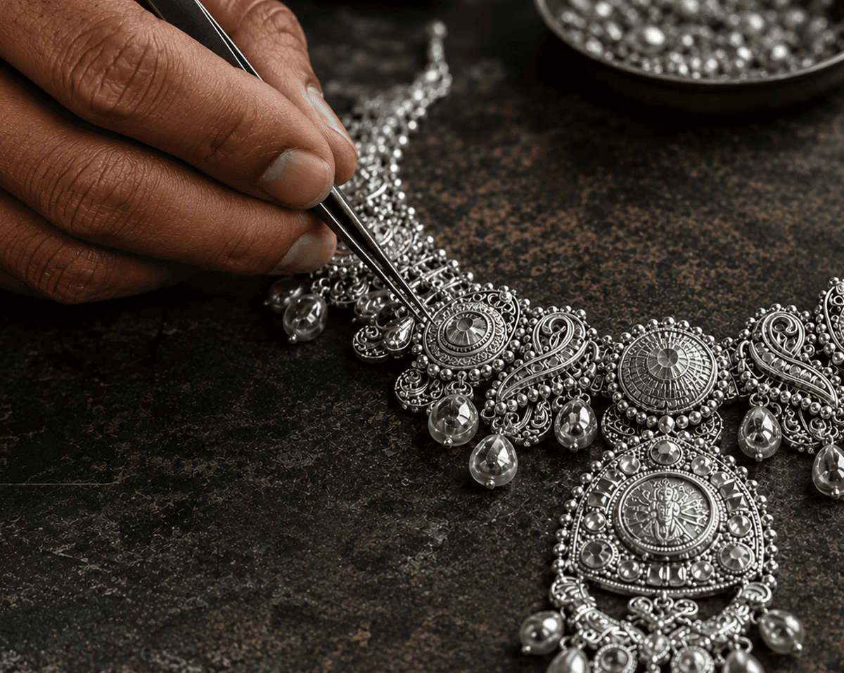 Fine Gold Kundan Necklace